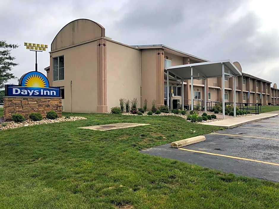 Days Inn by Wyndham Grove City Columbus South