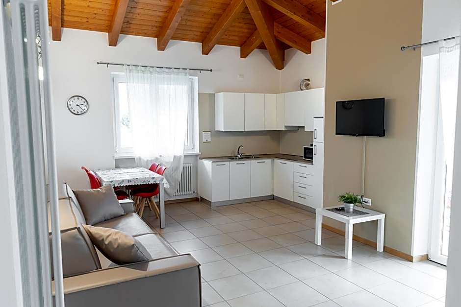 AB&C Arco Bed And Camping