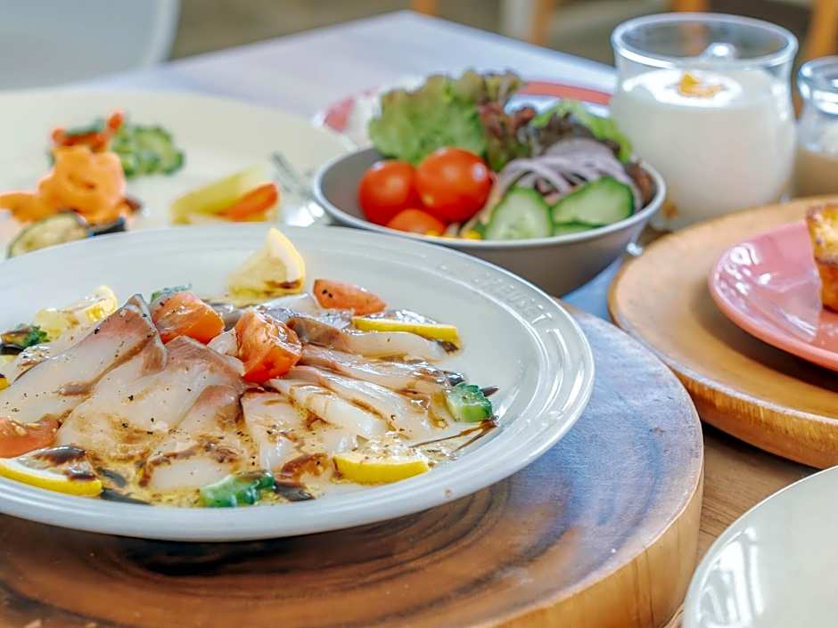 The BREAKFAST HOTEL MARCHE Ishigaki Island