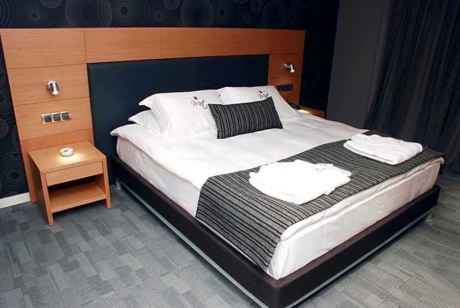 Met Boutique Hotel