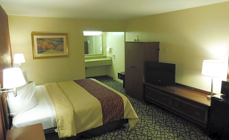 Red Roof Inn Fredericksburg South
