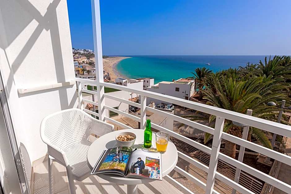 ALTAVISTA APARTAHOTEL-Adults Only over 14