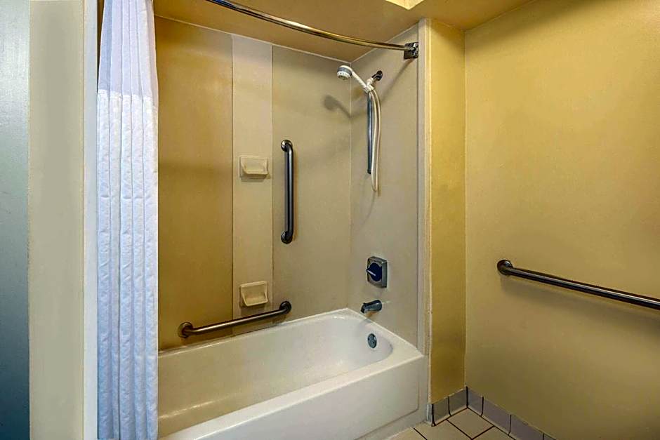 Baymont by Wyndham Columbus GA