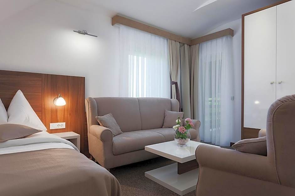 Hotel Mirjana & Rastoke