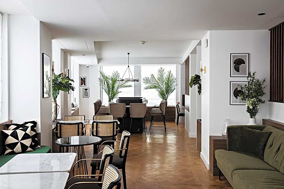 Holiday Inn Paris Palais de lElysee, an IHG Hotel By IHG