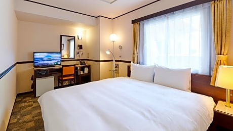 King Room - Non-Smoking