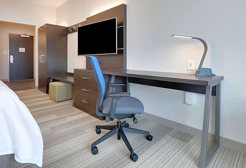 Holiday Inn Express And Suites Kermit By IHG