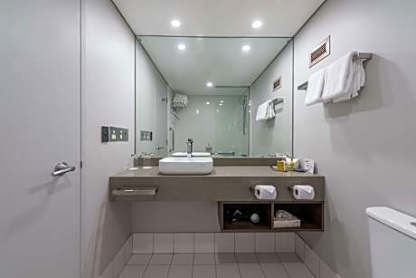 Double Double Deluxe Room