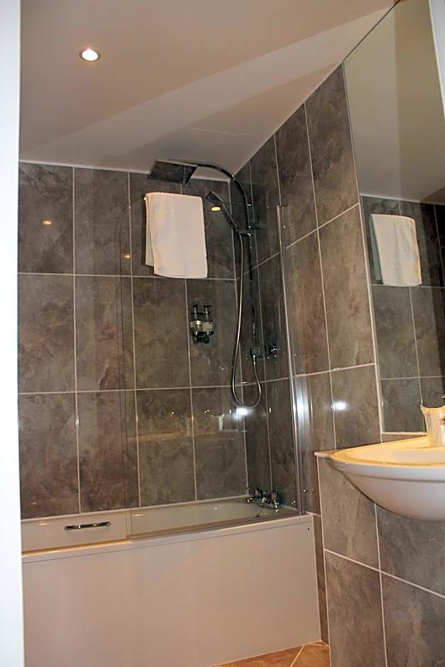 Aberdeen Douglas Hotel