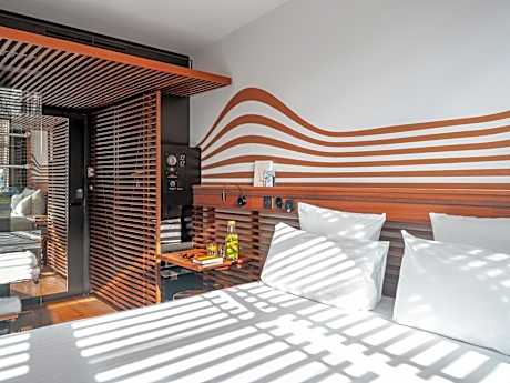 Double Room with Dock View