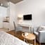 AVANTI Home
