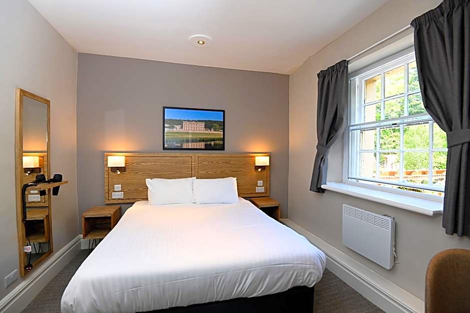 Wheatsheaf, Baslow by Marston's Inns