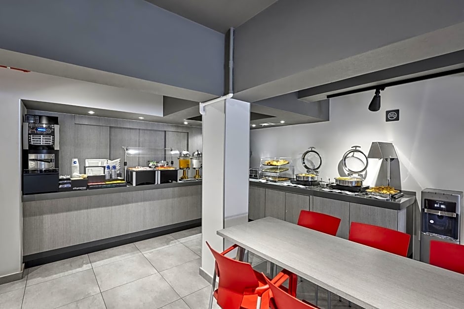 City Express Junior by Marriott Ciudad de México Sullivan