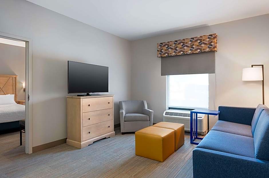 Hampton Inn By Hilton And Suites Dodge City