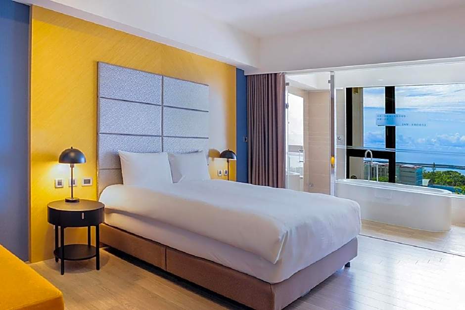 Photo 1 of 5 of Premier 1 King Bed, Ocean View