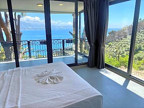 King Room with Spa Bath