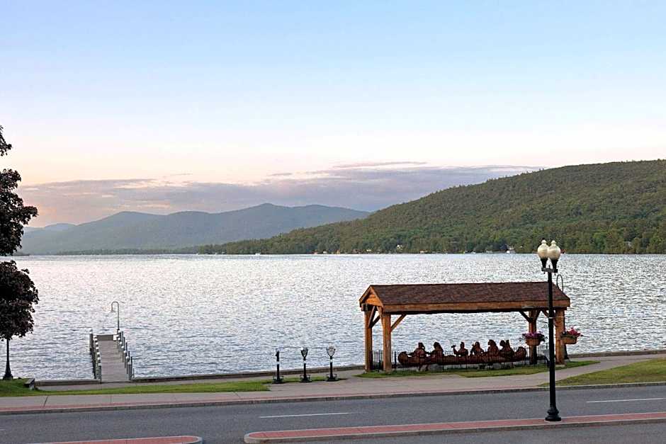 Days Inn by Wyndham Queensbury/Lake George