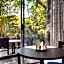 Dinah`S Garden Hotel