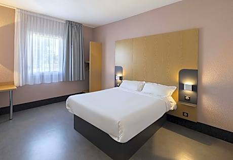 Double Room - Disability Access