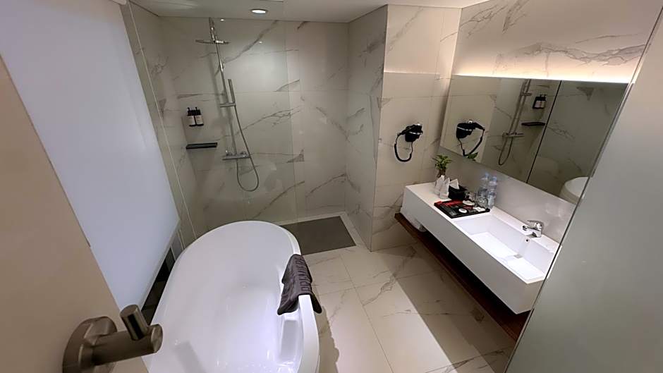 The ZHM Premiere Padang