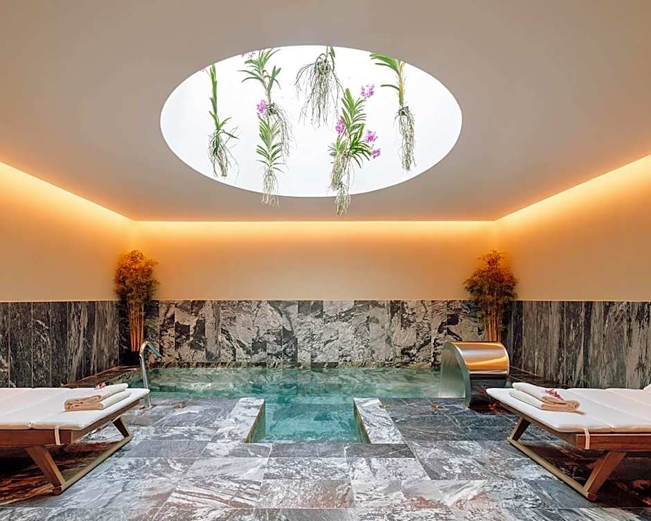 The One Palácio da Anunciada