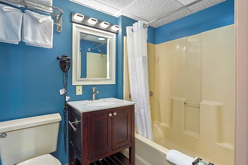 Americana Motor Inn on Boardwalk