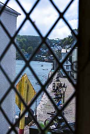 Deluxe Double Room with Cove View