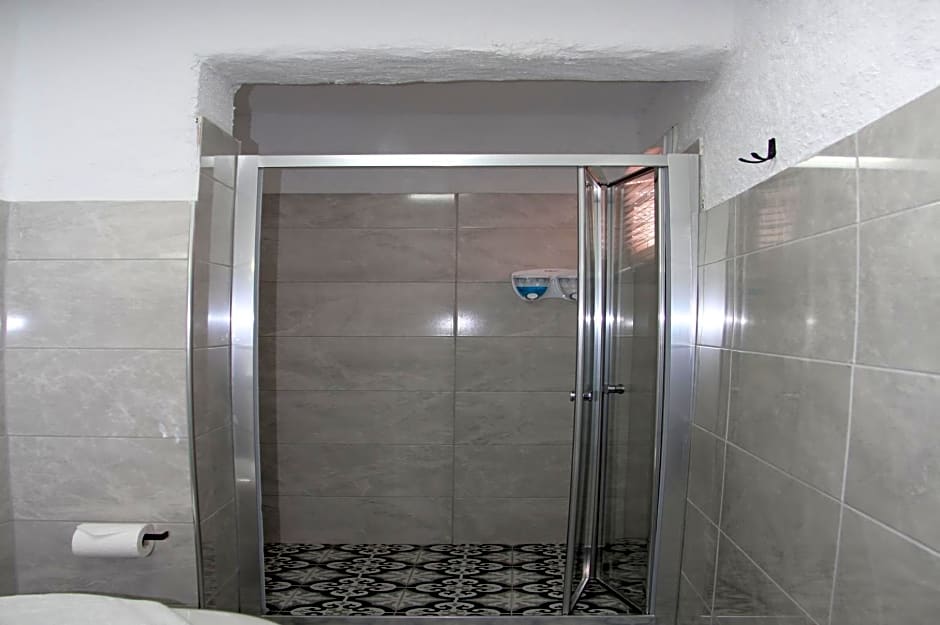 BADEMİÇİ OTEL
