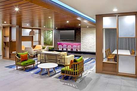 Fairfield Inn & Suites by Marriott McPherson