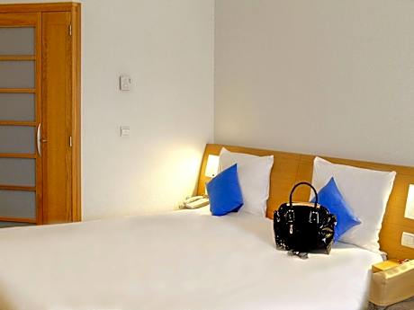 Superior Room with 1 Double bed and Sofa