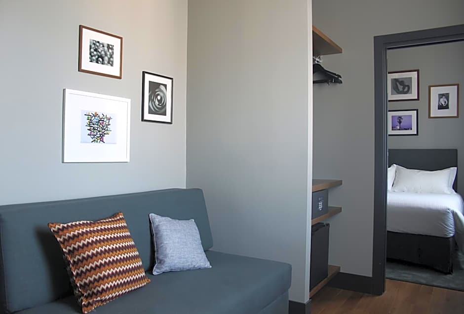 Photo 1 of 6 of Junior Suite