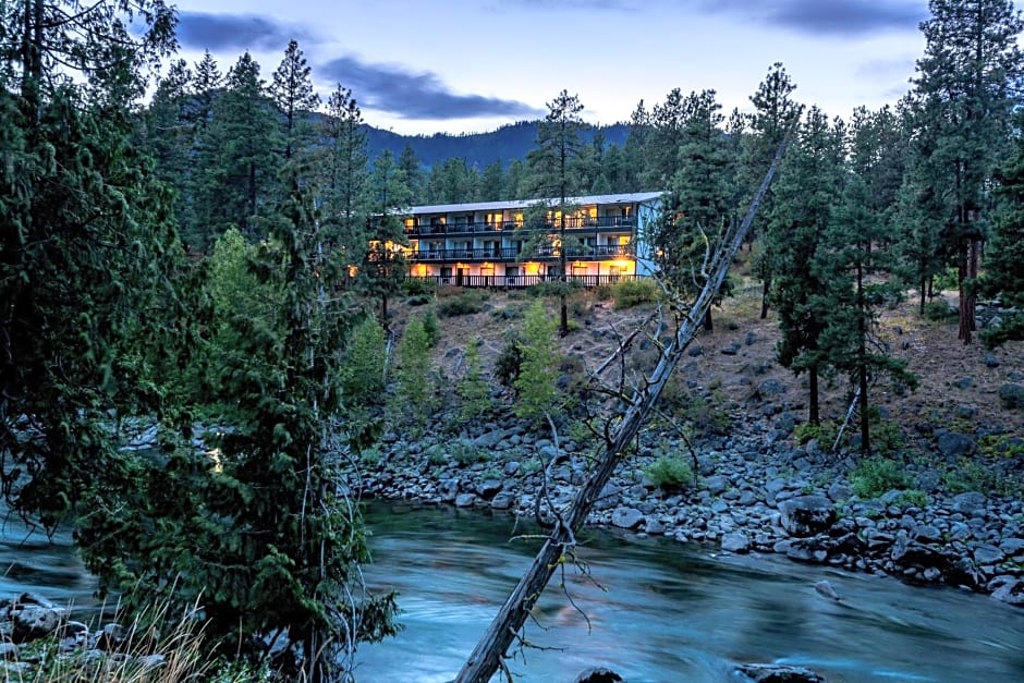 Alpine Rivers Inn