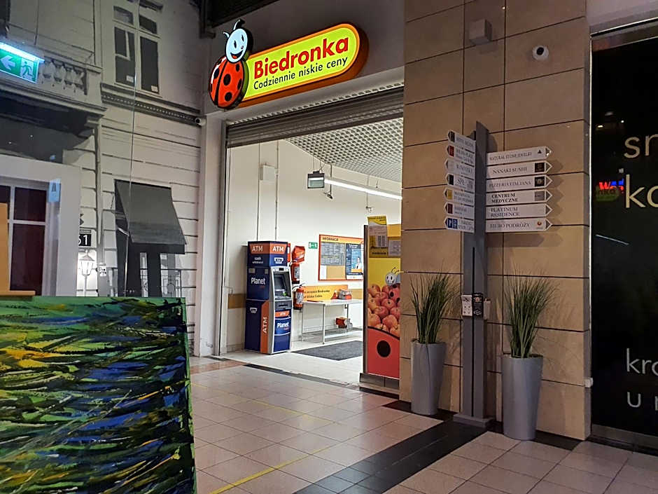 Platinum Towers by CityApartmentsPARKING