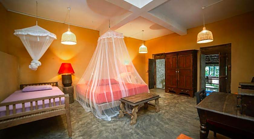 Kandy Samadhi Centre Hotel