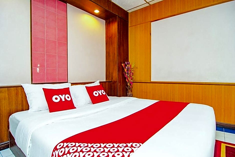 OYO 534 Phasuk Hotel