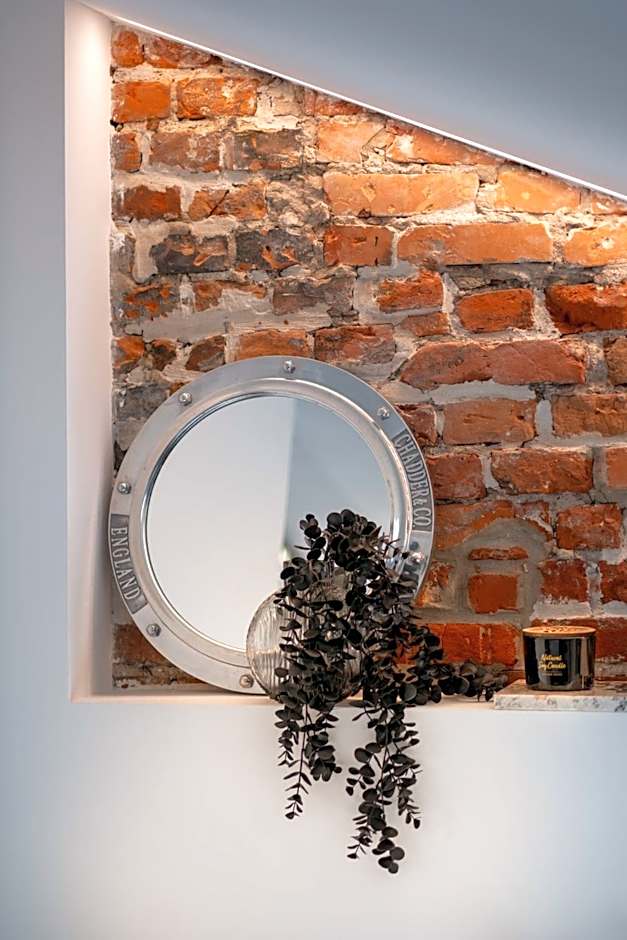 Turgaus Self Check-in Old Town Aparthotel