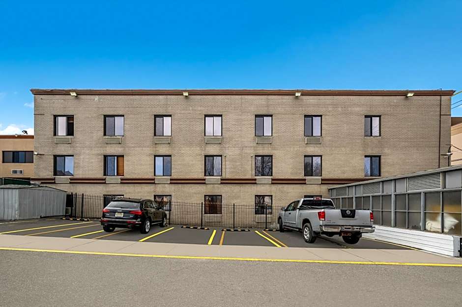 Quality Inn JFK Airport Rockaway Blvd