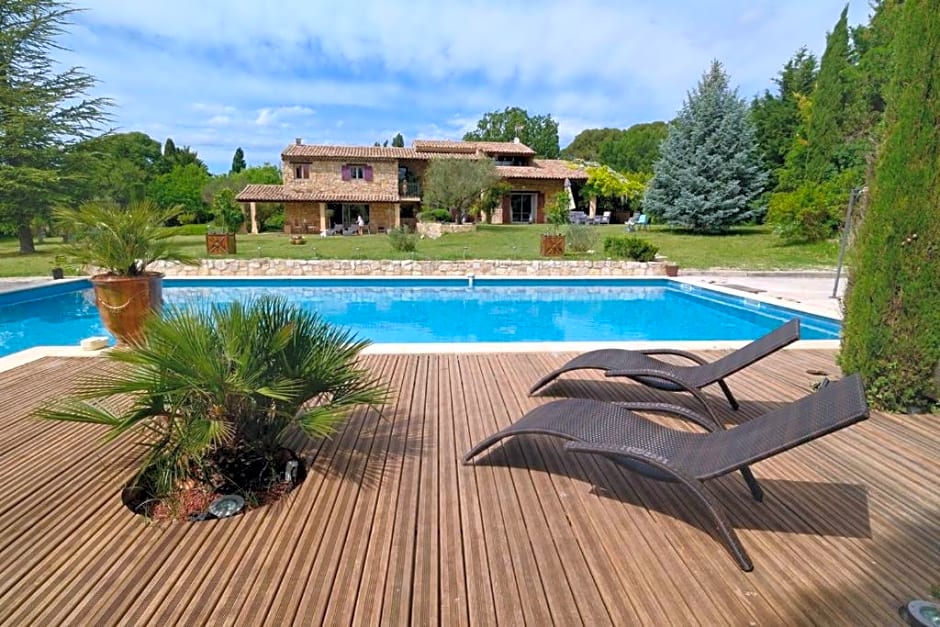 Mas au C¿ur de La Provence & SPA
