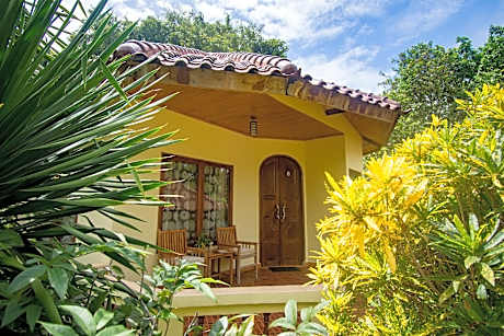 Bara Beach Bungalows