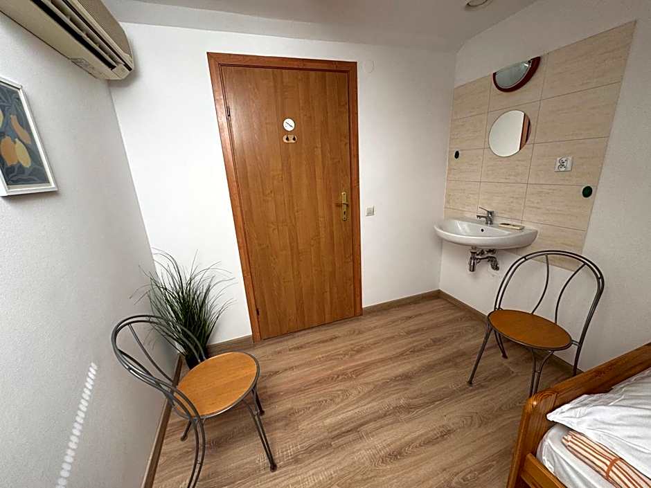 Motel S7