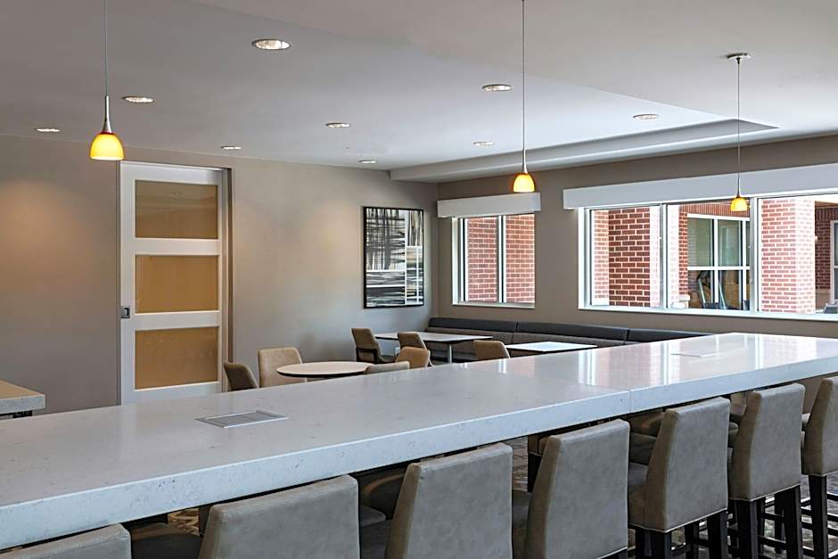 Residence Inn by Marriott Omaha Aksarben Village
