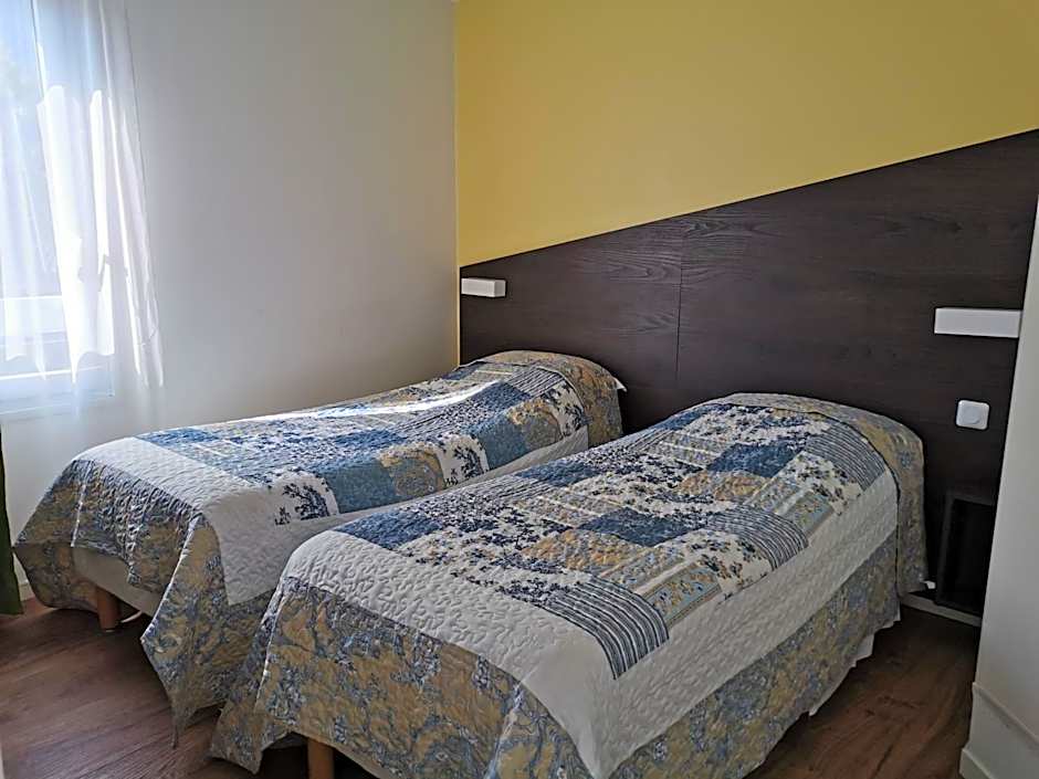 FASTHOTEL PARIS OUEST BOUAFLE