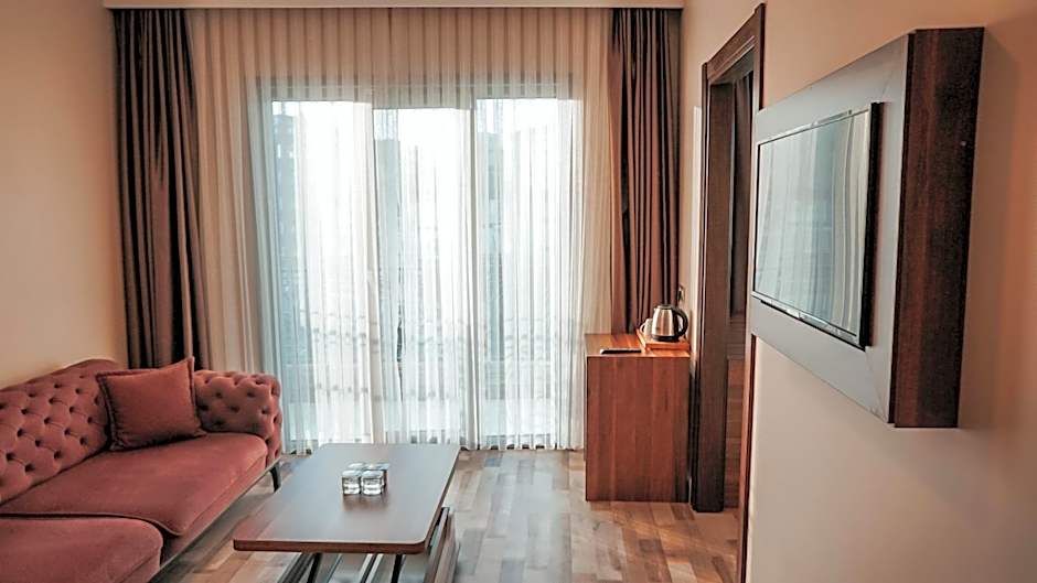 The Grand Mira Business Hotel