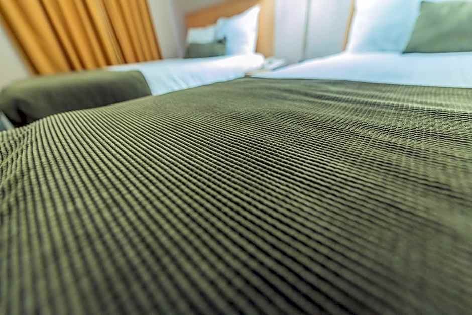 Howard Johnson by Wyndham Downtown Kamloops