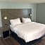 Wingate by Wyndham Sheboygan