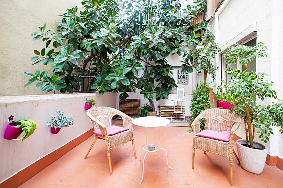 Jardinets Guest House