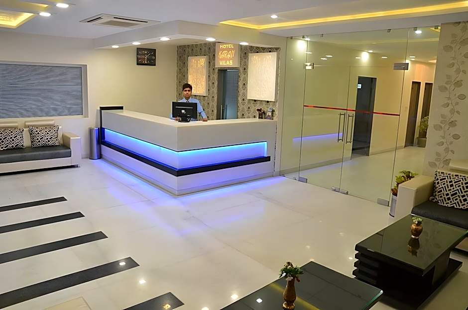 Hotel Karan Vilas