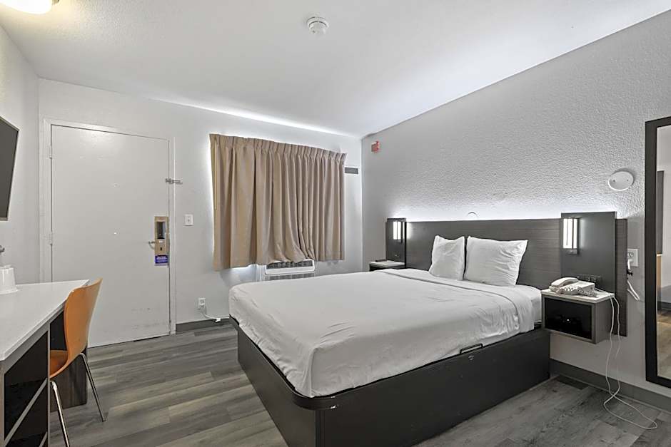 Motel 6-Oceanside, CA