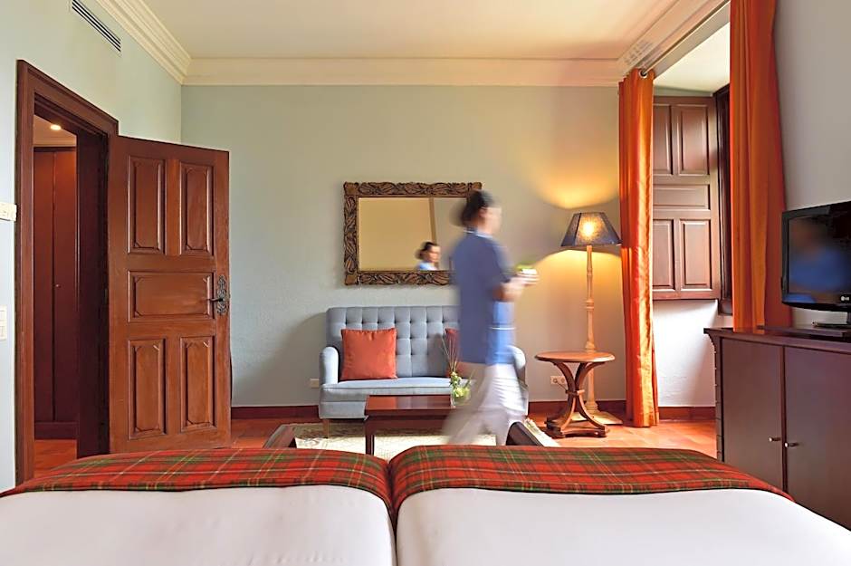 Pousada Castelo de Palmela - Historic Hotel