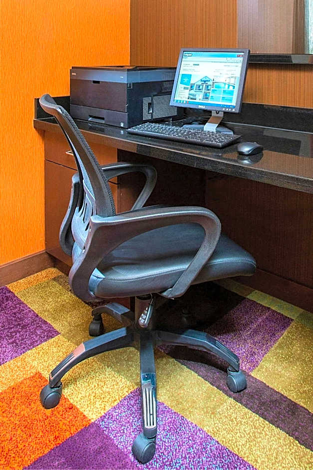 Fairfield Inn & Suites by Marriott Terre Haute